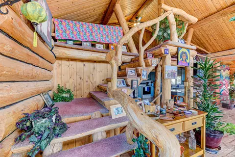 Entry Way - 11 Fiddlers Grn, Clancy, MT 59634 photo 1 of 4