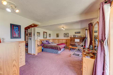 Bedroom - 11 Fiddlers Grn, Clancy, MT 59634 photo 4 of 8