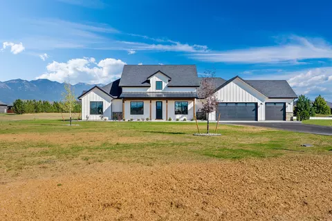 25 S Scarface Peak Ct, Kalispell, MT 59901