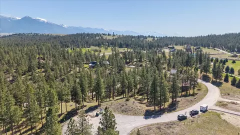 148 Sundance Ct, Eureka, MT 59917 photo 4