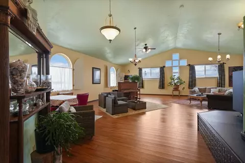 529 3rd Ave, Saint Ignatius, MT 59865