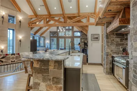 Kitchen - 30 Bear Dance Vlg, Bigfork, MT 59911 photo 10 of 10