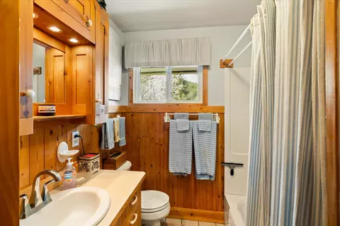 Bath - 34 Conifer Rd, Libby, MT 59923 photo 2 of 2