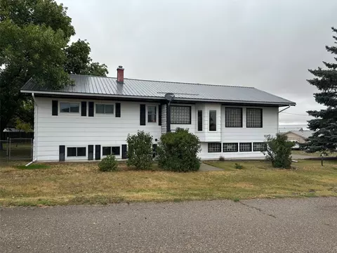 64 1st Ave, Sweet Grass, MT 59484