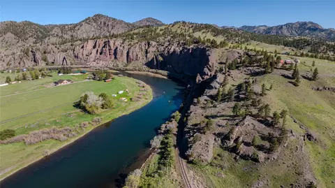 View/Area - 68 River Dr, Cascade, MT 59421 photo 3 of 12