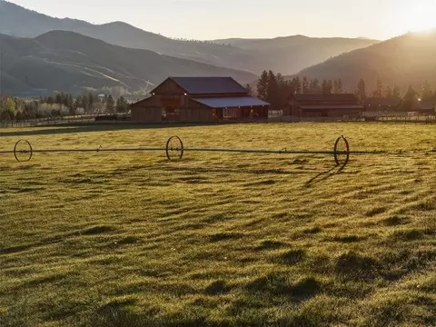 Exterior - 241 Orr Loop, Darby, MT 59829 photo 3 of 42