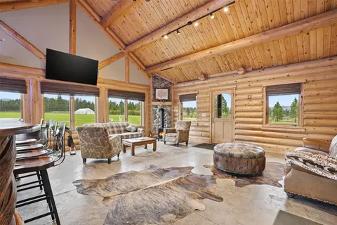 Living - 241 Orr Loop, Darby, MT 59829 photo 11 of 15