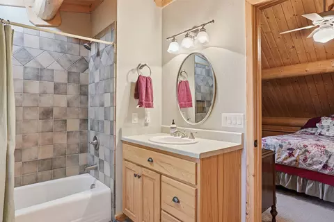 Bath - 241 Orr Loop, Darby, MT 59829 photo 6 of 8
