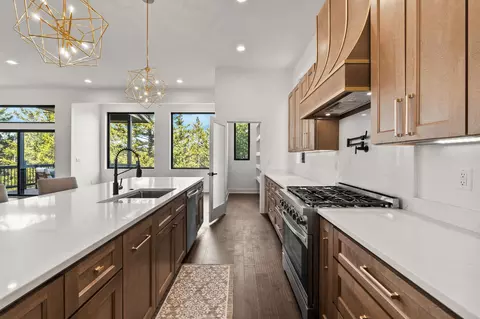 Kitchen - 215 Whisper Ridge Dr, Bigfork, MT 59911 photo 1 of 7