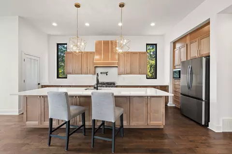 Kitchen - 215 Whisper Ridge Dr, Bigfork, MT 59911 photo 3 of 7