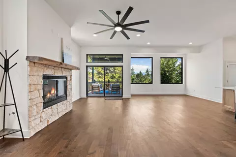 Living - 215 Whisper Ridge Dr, Bigfork, MT 59911 photo 2 of 8