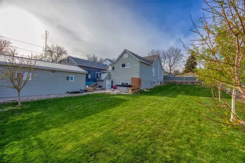 1524 Colorado Ave, Black Eagle, MT 59414