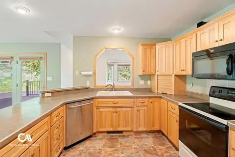 Kitchen - 50 Ruby Mountain Rd, Clancy, MT 59634 photo 3 of 4