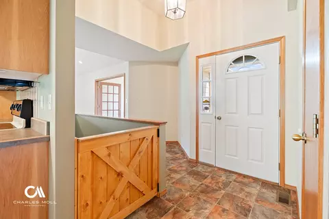 Entry Way - 50 Ruby Mountain Rd, Clancy, MT 59634 photo 2 of 4