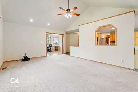 Living - 50 Ruby Mountain Rd, Clancy, MT 59634 photo 2 of 6
