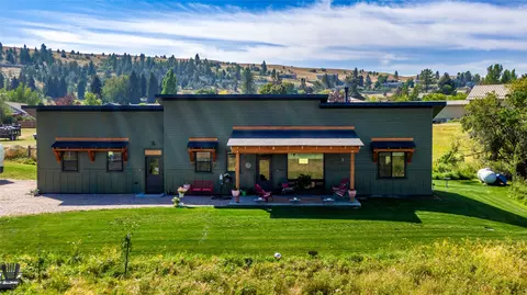 308 14th Ave E, Polson, MT 59860