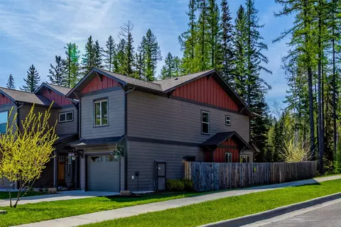 127 Great Northern Dr, Whitefish, MT 59937