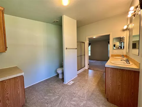 Bath - 360 Milton Dr, Libby, MT 59923 photo 3 of 5