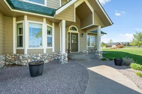 Exterior - 175 Aspen Loop, Kalispell, MT 59901 photo 2 of 15