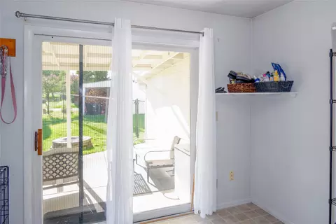 Entry Way - 1302 Montana Ave, Libby, MT 59923 photo 2 of 3