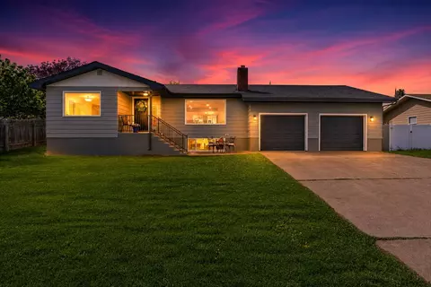 810 15th Ave E, Polson, MT 59860