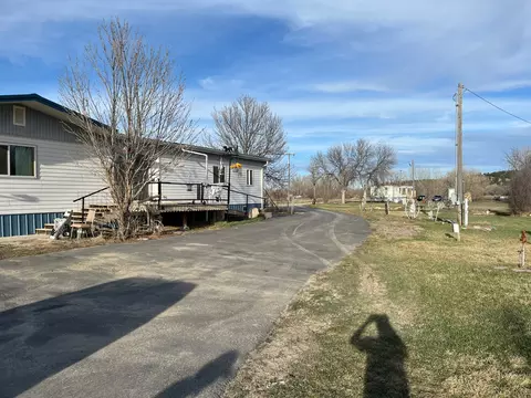 4 Arrowhead Rd, Roundup, MT 59072 photo 3
