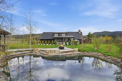 1589 Cougar Dr, Bozeman, MT 59718