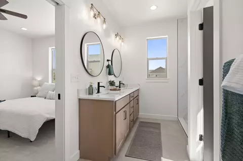 Bath - 2758 Lone Chief Loop, Helena, MT 59601 photo 2 of 4