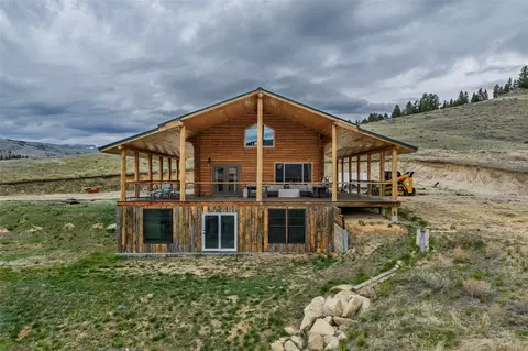 51 Wood Creek Rd, Boulder, MT 59632