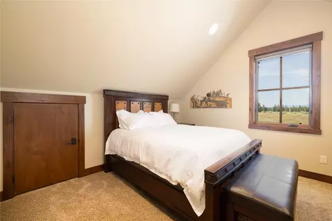 Bedroom - 401 Boulder Ln, Eureka, MT 59917 photo 3 of 3