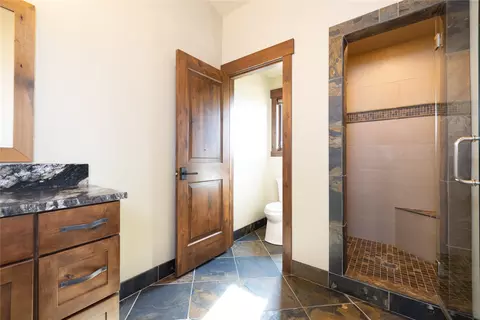 Bath - 401 Boulder Ln, Eureka, MT 59917 photo 6 of 8