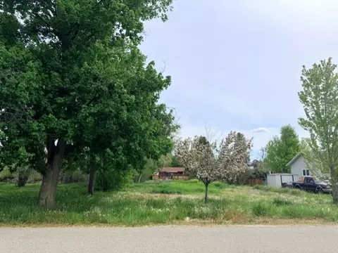 240 Daly Ave, Hamilton, MT 59840