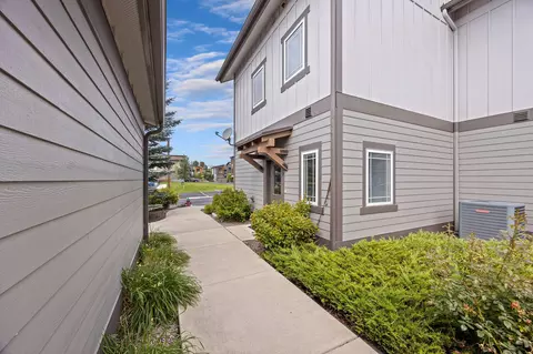 Exterior - 532 Silverleaf Dr, Whitefish, MT 59937 photo 2 of 5