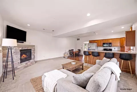 Living - 532 Silverleaf Dr, Whitefish, MT 59937 photo 2 of 2