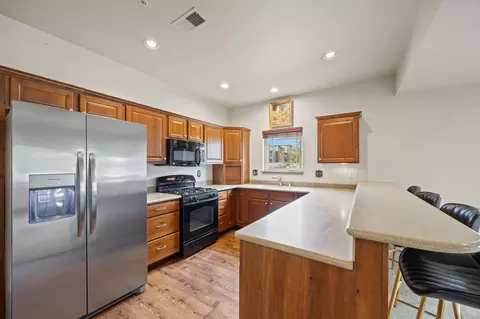 Kitchen - 532 Silverleaf Dr, Whitefish, MT 59937 photo 1 of 2