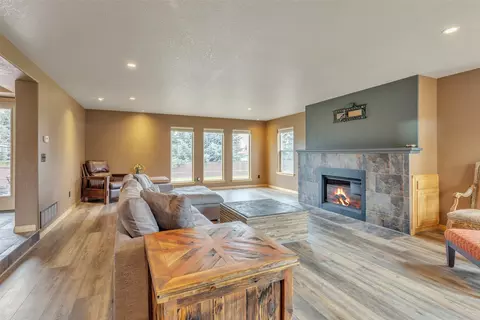 407 Joseph Dr, Corvallis, MT 59828