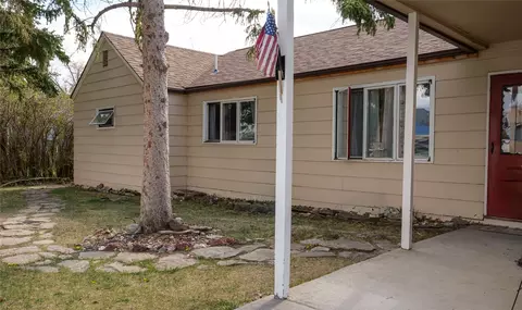 306 2nd St N, Fairfield, MT 59436