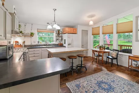 Kitchen - 1432 Bigfork Stage Rd, Bigfork, MT 59911 photo 5 of 5