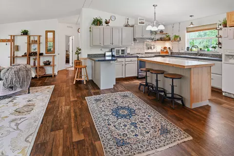 Kitchen - 1432 Bigfork Stage Rd, Bigfork, MT 59911 photo 1 of 5