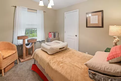 Bedroom - 1432 Bigfork Stage Rd, Bigfork, MT 59911 photo 4 of 4