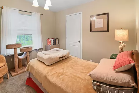 Bedroom - 1432 Bigfork Stage Rd, Bigfork, MT 59911 photo 3 of 4
