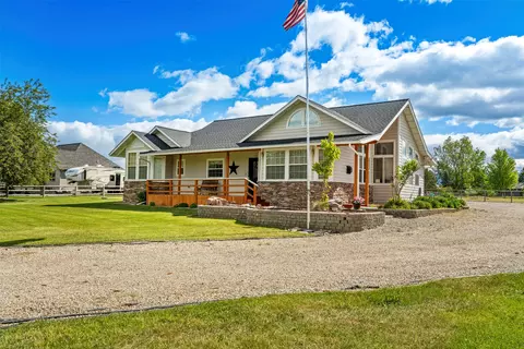 912 Little Joe Ln, Hamilton, MT 59840