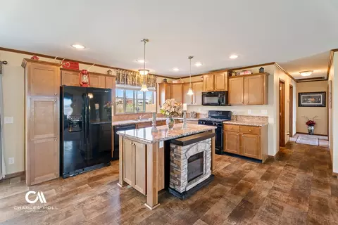 Kitchen - 3 Mountain West Loop, Winston, MT 59647 photo 5 of 5