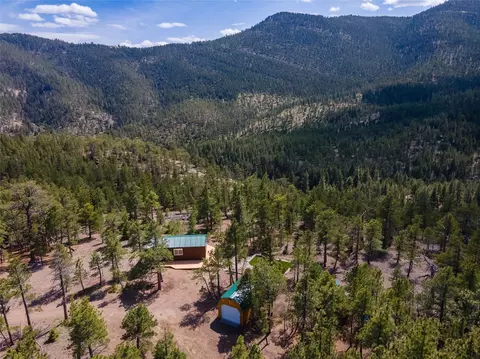 1300 Rogers Creek Rd, Wolf Creek, MT 59648