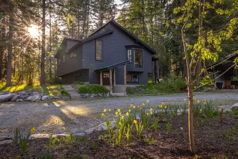 390 Beaver Lake Rd, Whitefish, MT 59937