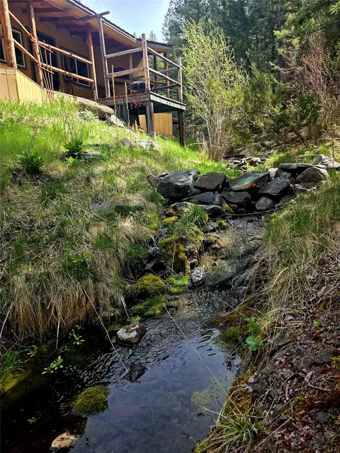 111 Paul Creek Ln, Cascade, MT 59421