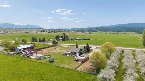 View/Area - 65629 Mt Highway 37, Eureka, MT 59917 photo 2 of 8