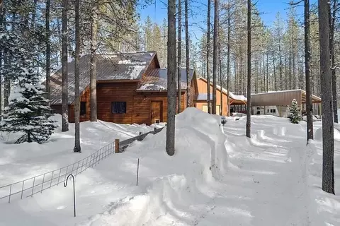 4700 Blankenship Rd, Columbia Falls, MT 59912