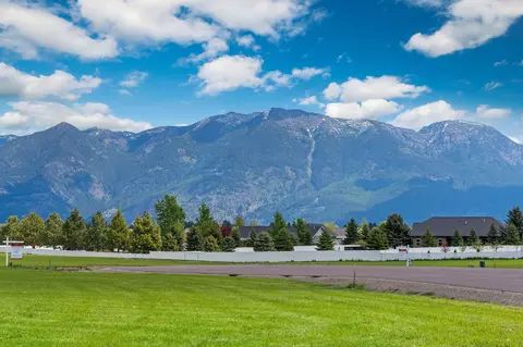 16 N Scarface Peak Ct, Kalispell, MT 59901