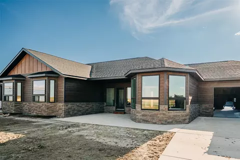 10 Silver Mine Ln, Great Falls, MT 59405